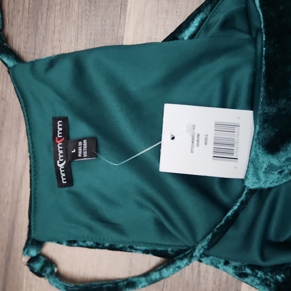 Emerald Green Crushed Velvet Sexy Sleeveless Dress Size Large NWT - Picture 3 of 3